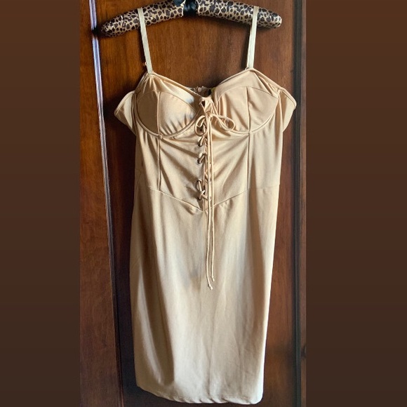 NWT🌟Lace Up Satin Feel Corset Mini Dress - Picture 4 of 4